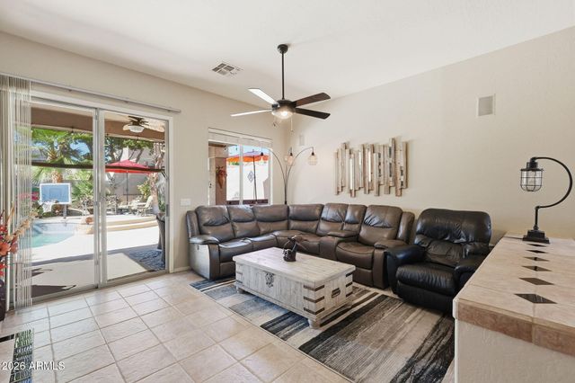 16638 S 15TH Drive, Phoenix, AZ 85045