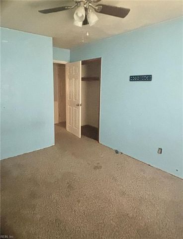 3116 Dunworken DR, Chesapeake, VA 23321