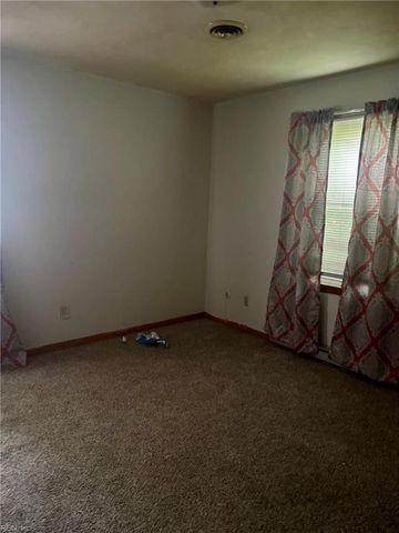 3116 Dunworken DR, Chesapeake, VA 23321