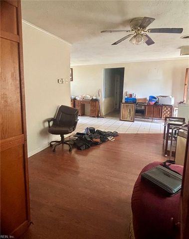 3116 Dunworken DR, Chesapeake, VA 23321