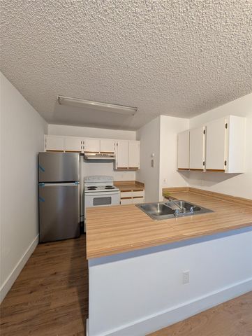 18324 NW 68th Ave K, Hialeah, FL 33015