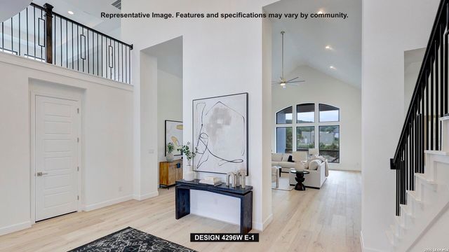 140 Noahs Arc, Castroville, TX 78009
