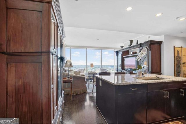 3630 Peachtree Road NE 2606, Atlanta, GA 30326