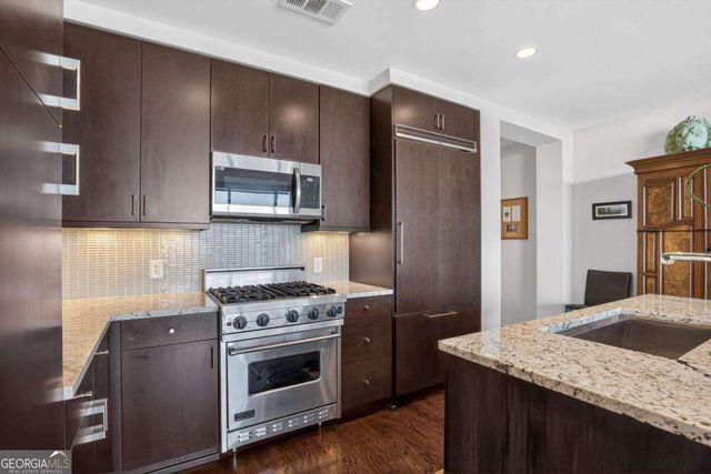 3630 Peachtree Road NE 2606, Atlanta, GA 30326