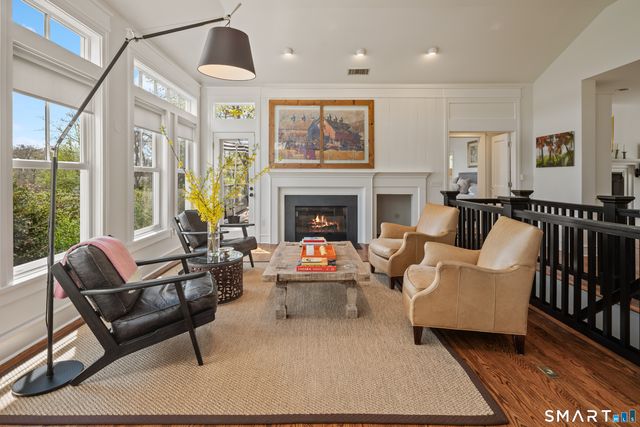 18 Dock Road, Norwalk, CT 06854