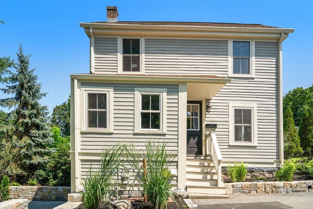 613 Grove St 613, Newton, MA 02462