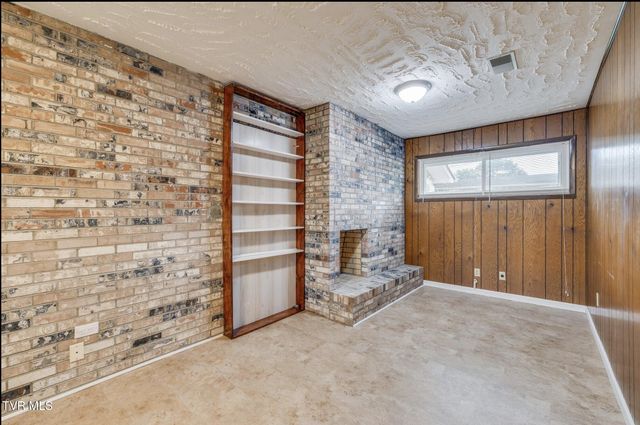 509 Wilson Street, Church Hill, TN 37642