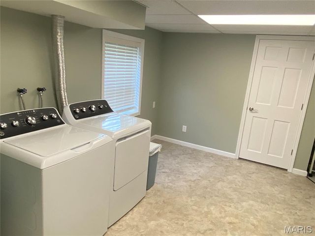 1310 Country Club Drive, Hannibal, MO 63401