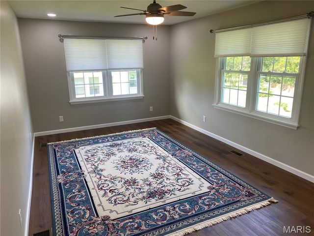 1310 Country Club Drive, Hannibal, MO 63401