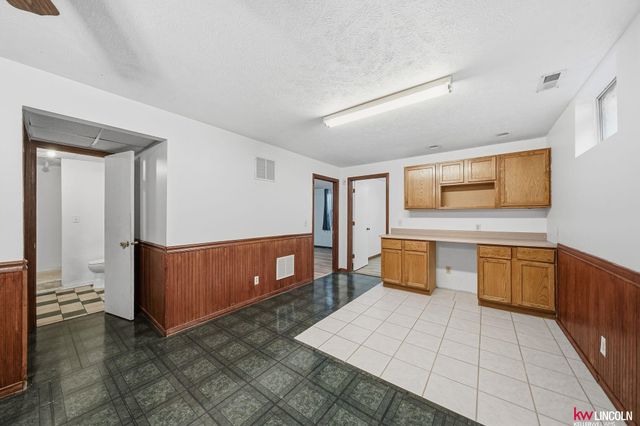 2030 Benton Street, Lincoln, NE 68521