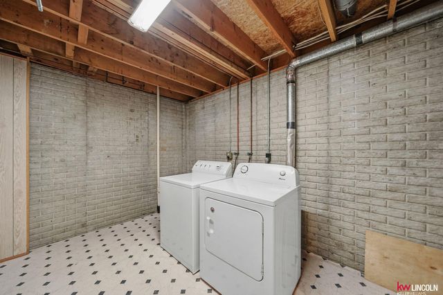 2030 Benton Street, Lincoln, NE 68521