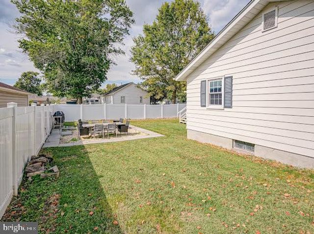87 LINCOLN DR, Pennsville, NJ 08070