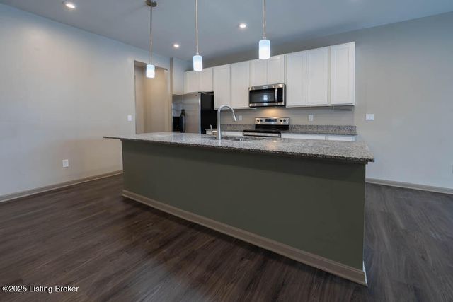 4391 Coppice Trail, Louisville, KY 40229