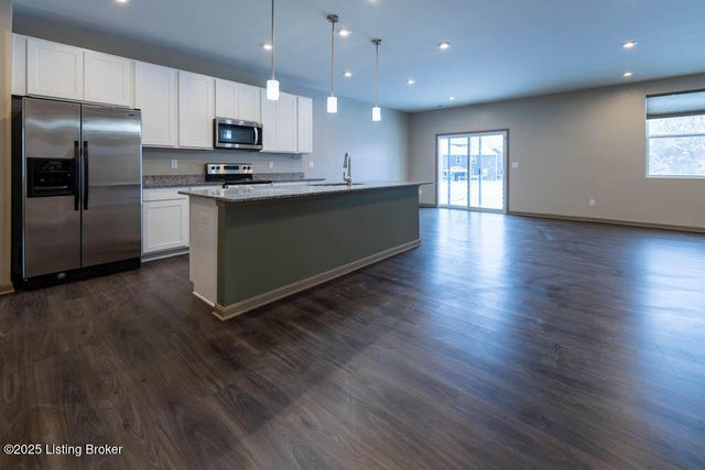 4391 Coppice Trail, Louisville, KY 40229