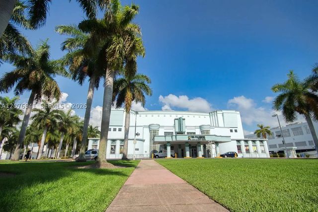 1800 Collins Ave 3H, Miami Beach, FL 33139