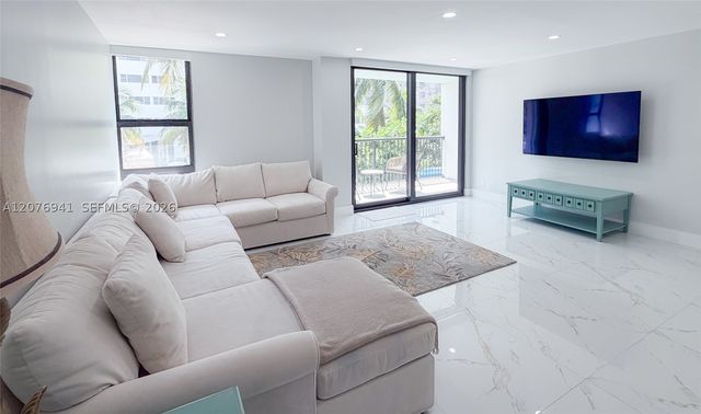 1800 Collins Ave 3H, Miami Beach, FL 33139