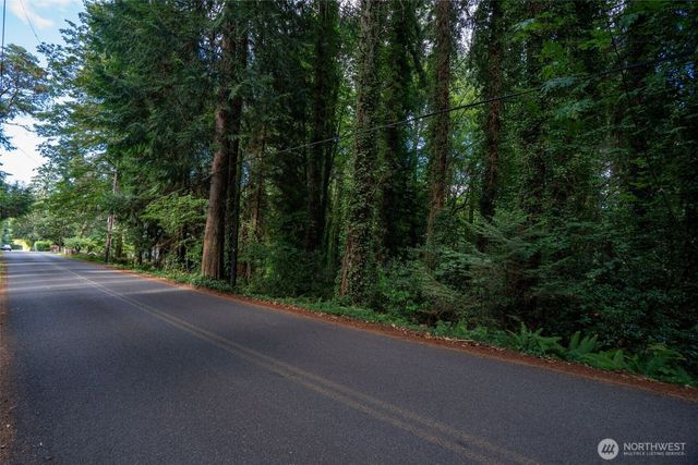 5320 New Sweden Avenue NE, Bainbridge Island, WA 98110