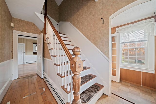 578 Plain St, Brockton, MA 02302