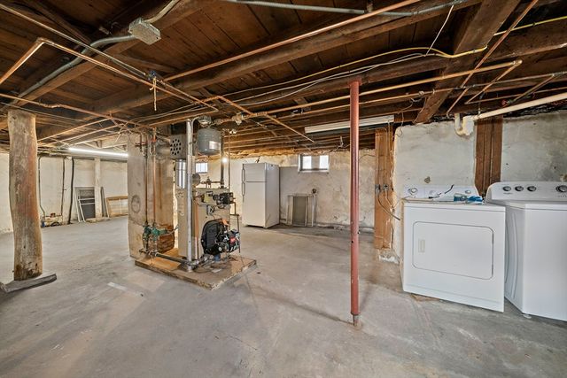 578 Plain St, Brockton, MA 02302