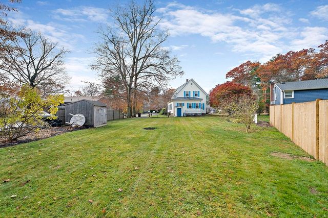 578 Plain St, Brockton, MA 02302