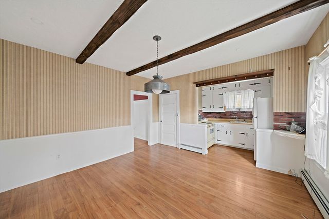 578 Plain St, Brockton, MA 02302