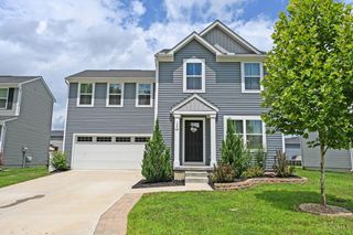 128 Crossing Circle Court, New Richmond, OH 45157
