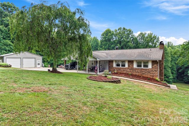303 Alexander Drive, North Wilkesboro, NC 28659