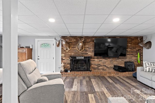 303 Alexander Drive, North Wilkesboro, NC 28659