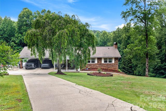 303 Alexander Drive, North Wilkesboro, NC 28659