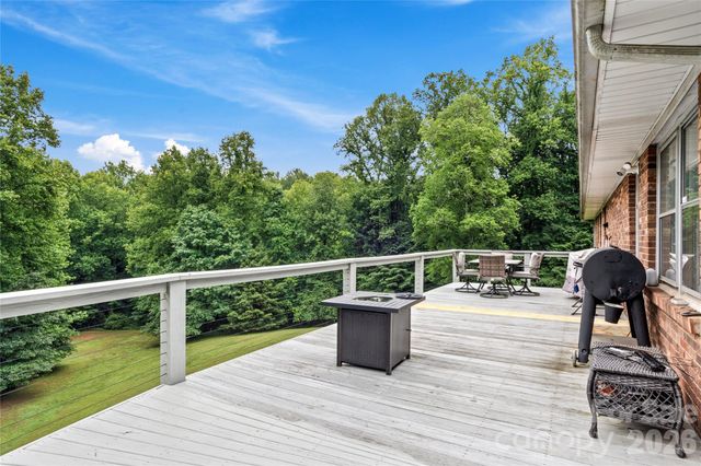 303 Alexander Drive, North Wilkesboro, NC 28659