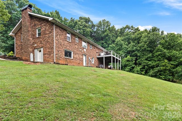 303 Alexander Drive, North Wilkesboro, NC 28659
