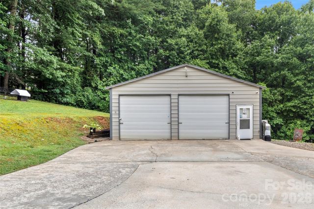 303 Alexander Drive, North Wilkesboro, NC 28659
