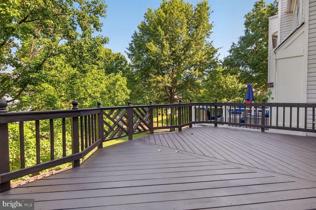 47720 SANDBANK SQ, Sterling, VA 20165