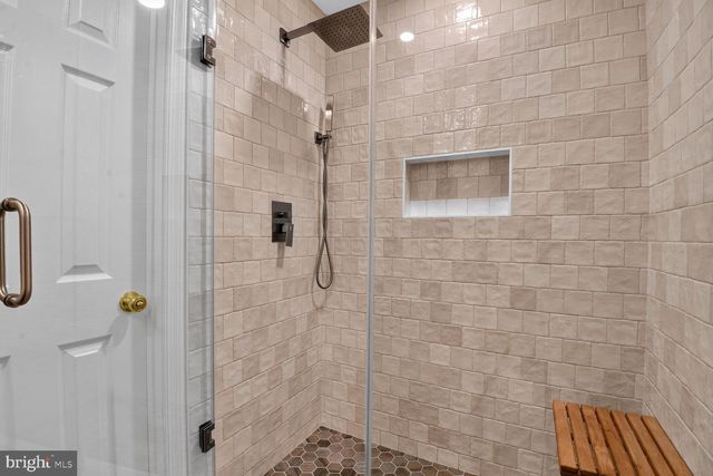 47720 SANDBANK SQ, Sterling, VA 20165