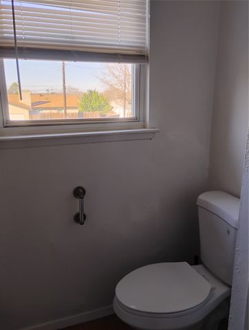 2789 Rollingdale Lane, Farmers Branch, TX 75234