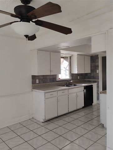 2789 Rollingdale Lane, Farmers Branch, TX 75234