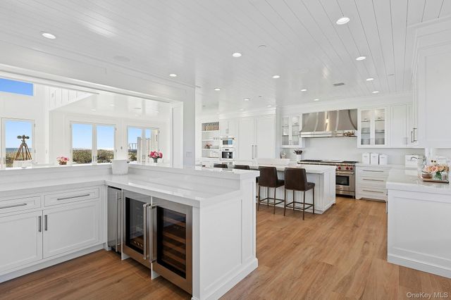 785 Dune Road, Westhampton Dunes, NY 11978