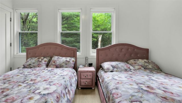 6322 State Route 42, Woodbourne, NY 12788