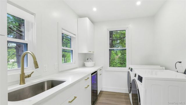 6322 State Route 42, Woodbourne, NY 12788