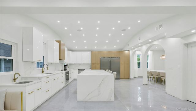 6322 State Route 42, Woodbourne, NY 12788