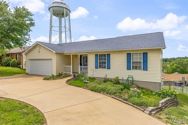 1553 Scenic Drive, Herculaneum, MO 63048
