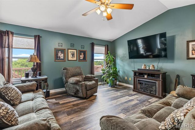 1553 Scenic Drive, Herculaneum, MO 63048