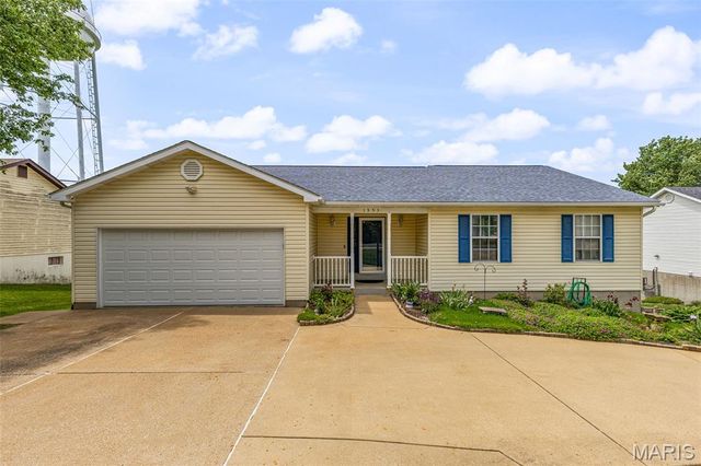 1553 Scenic Drive, Herculaneum, MO 63048