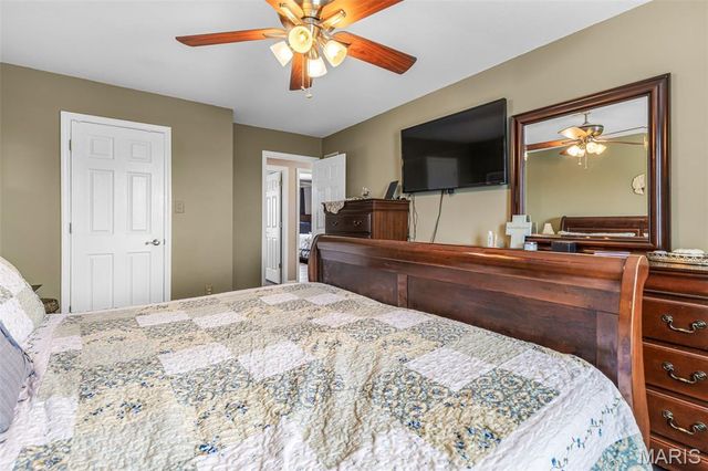 1553 Scenic Drive, Herculaneum, MO 63048