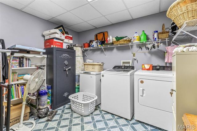 1553 Scenic Drive, Herculaneum, MO 63048