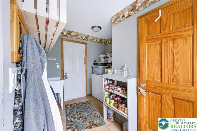 6970 Silver Crest Road, East Allen Twp, PA 18064