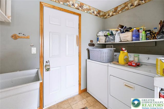 6970 Silver Crest Road, East Allen Twp, PA 18064