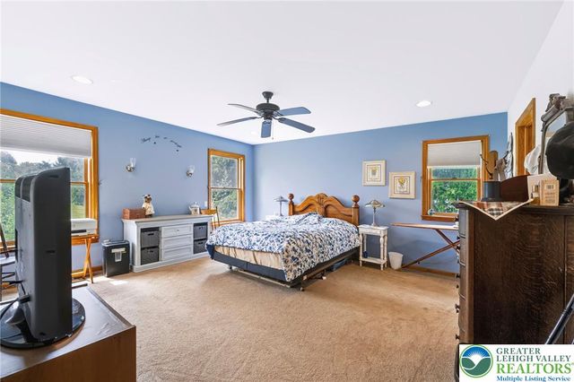 6970 Silver Crest Road, East Allen Twp, PA 18064