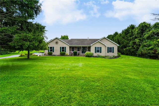 6970 Silver Crest Road, East Allen Twp, PA 18064