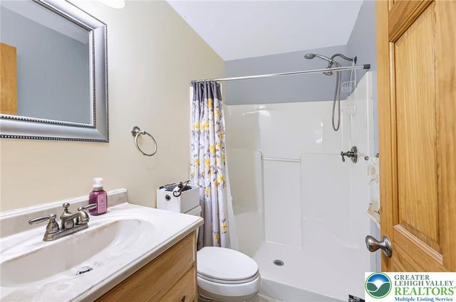 6970 Silver Crest Road, East Allen Twp, PA 18064